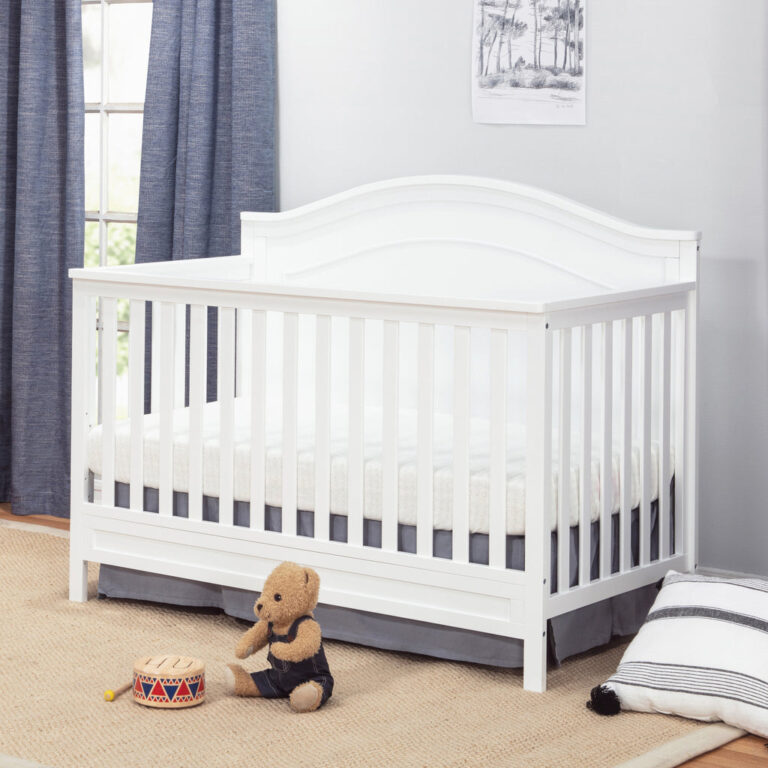 Davinci Charlie 4-in-1 Convertible Crib