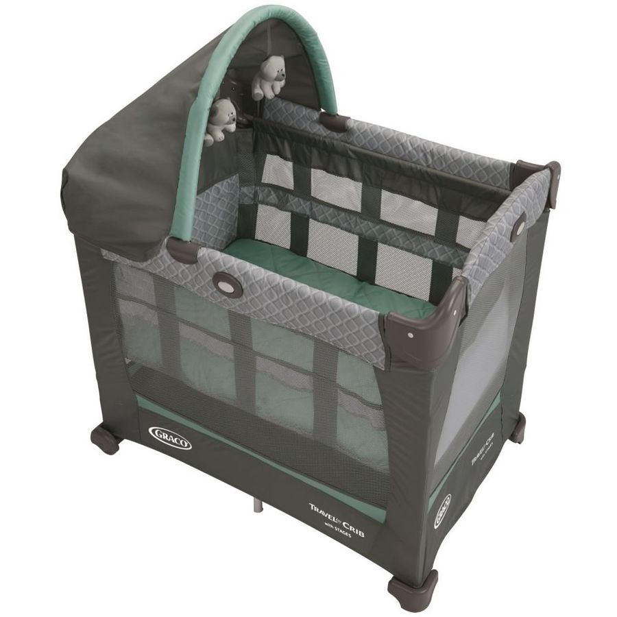 Portable Infant Bed With Side Wall Ventilation